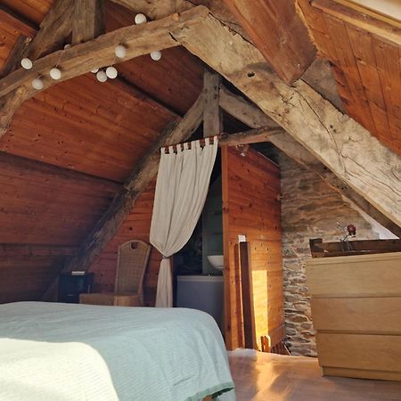 Gite Rustique En Centre Bretagne Laniscat Exterior foto